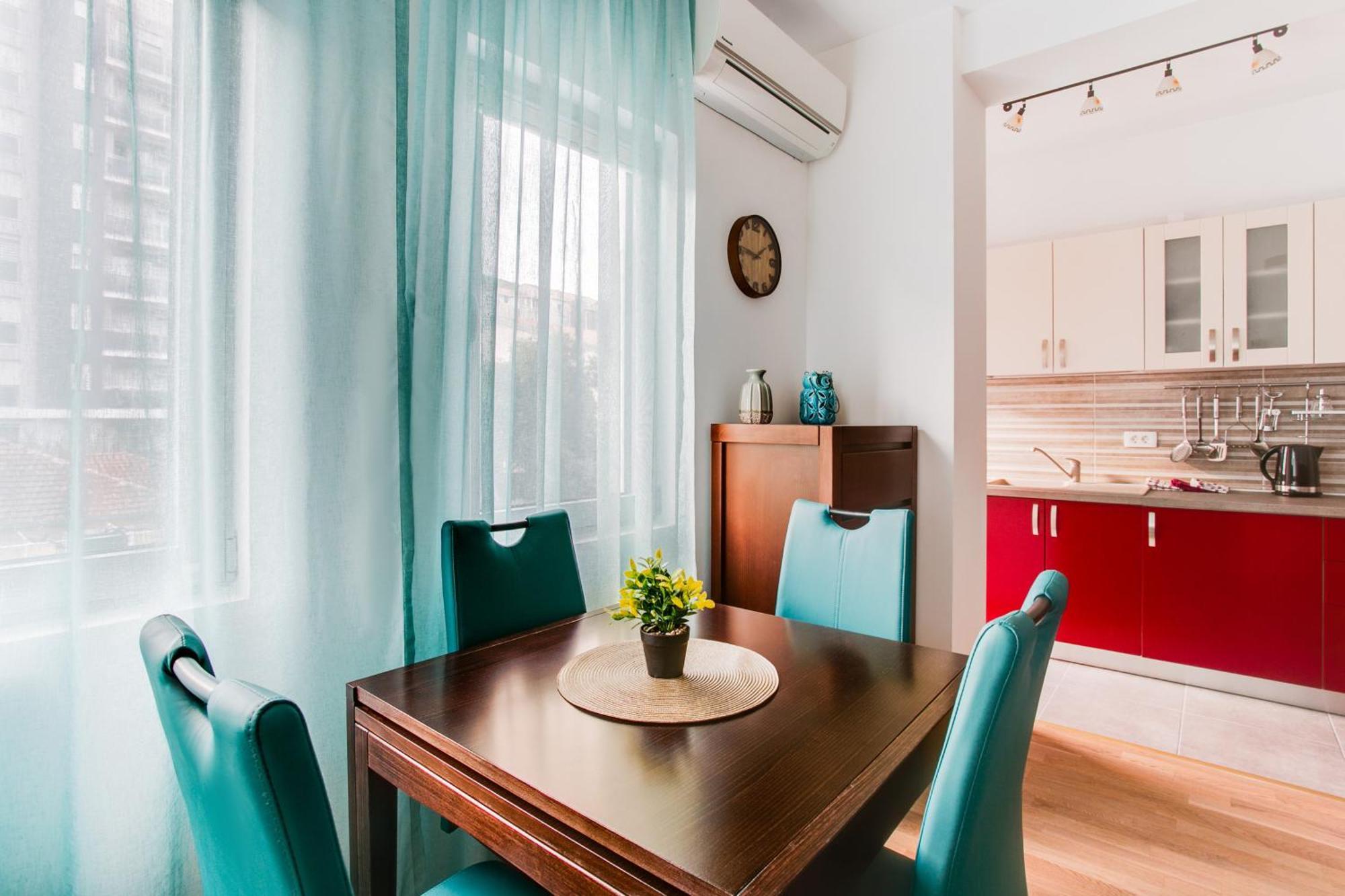 Apartments Lora 13.Jula, 15 Budva Dış mekan fotoğraf